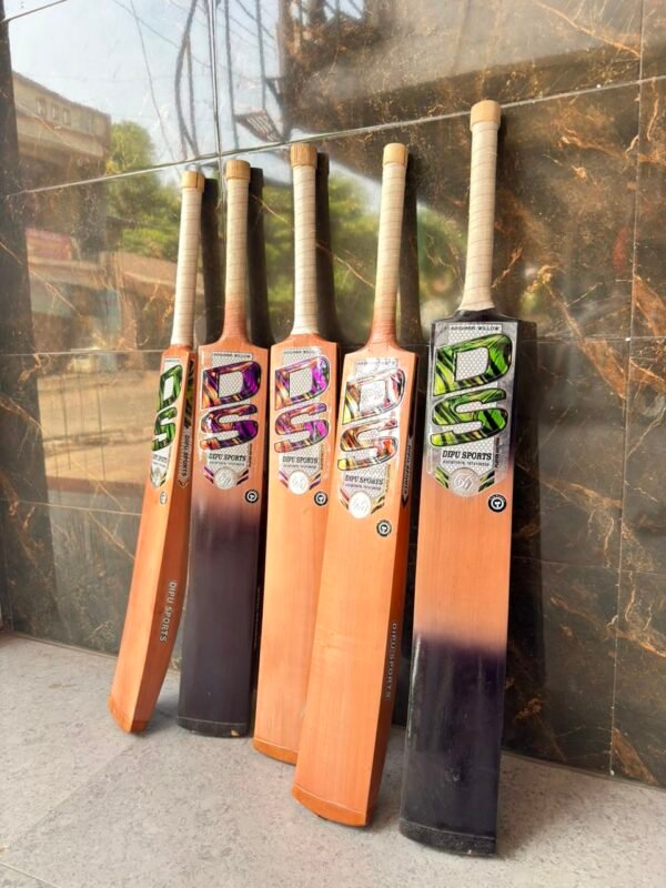 Elite Edition Premium Willow Hard Tennis Cricket Bat (1000–1050g)